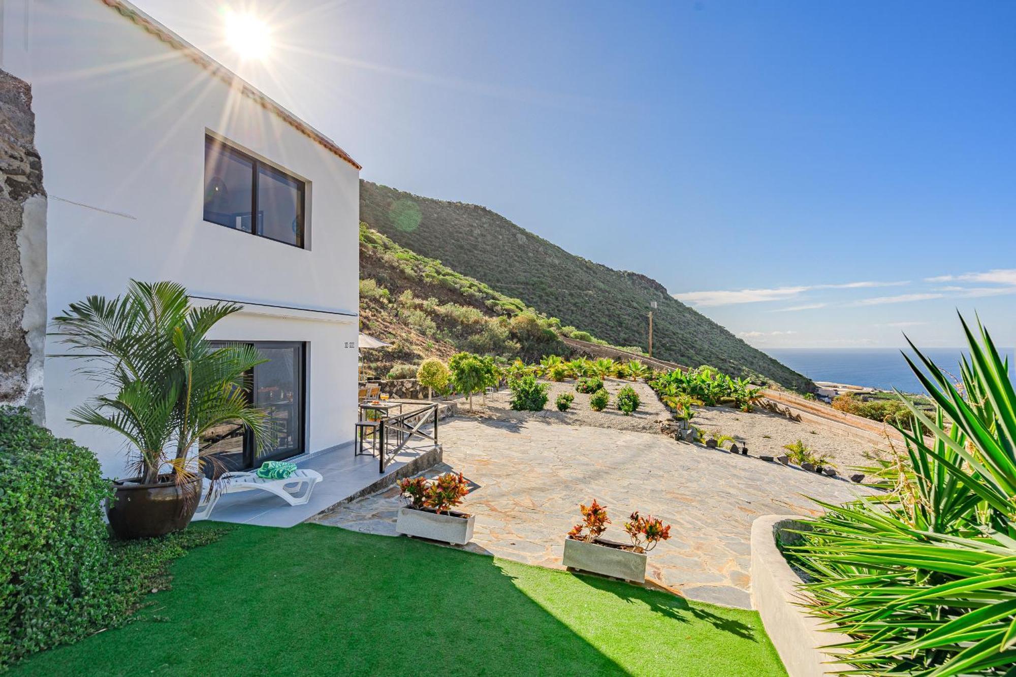 Cliff Haven Sea View Apartment - Adults Only サンティアゴ・デル・テイデ エクステリア 写真